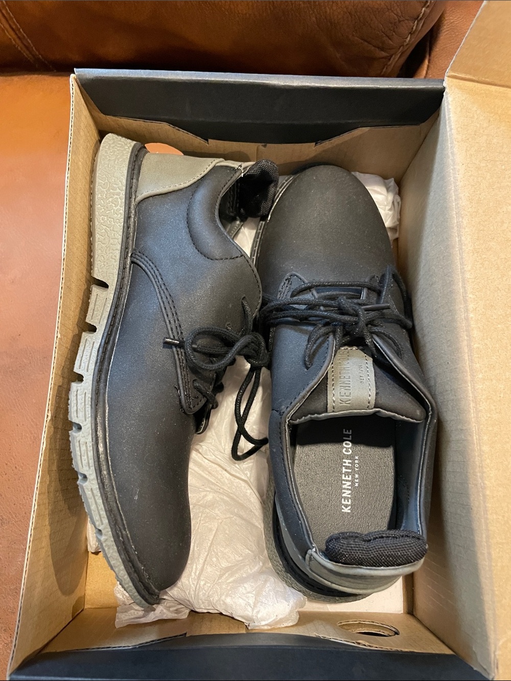 Kenneth Cole Boy’s Broad-Way Runner Black Lace-Up Oxfords Sz 13